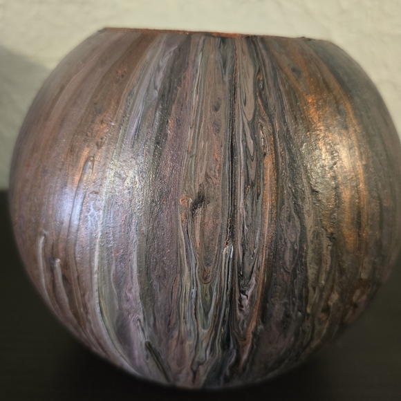 HANDCRAFTED Upcycled Glass Artwork HANDPAINTED Tabletop ART Decor Round Vase - Picture 15 of 17